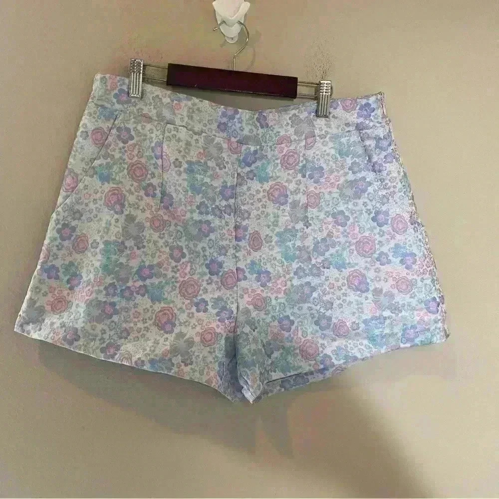 TCEC floral women’s shorts size XL